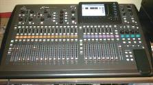 BEHRINGER X32 DIGITAL SOUND MIXER